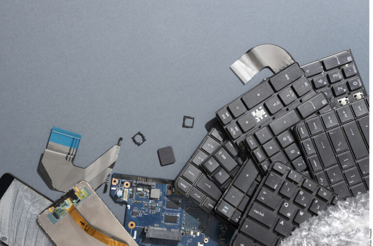 Deja su huella basura digital