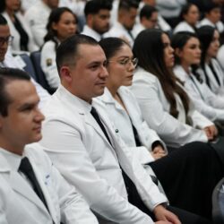 Egresan 288 médicos residentes con formación en el IMSS Coahuila6