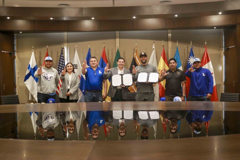 Firman UA de C y Dream House Baseball Academy convenio general de colaboración