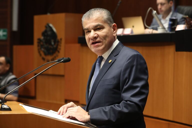 Fracasa descentralización del Gobierno Federal; exige Riquelme cuentas claras