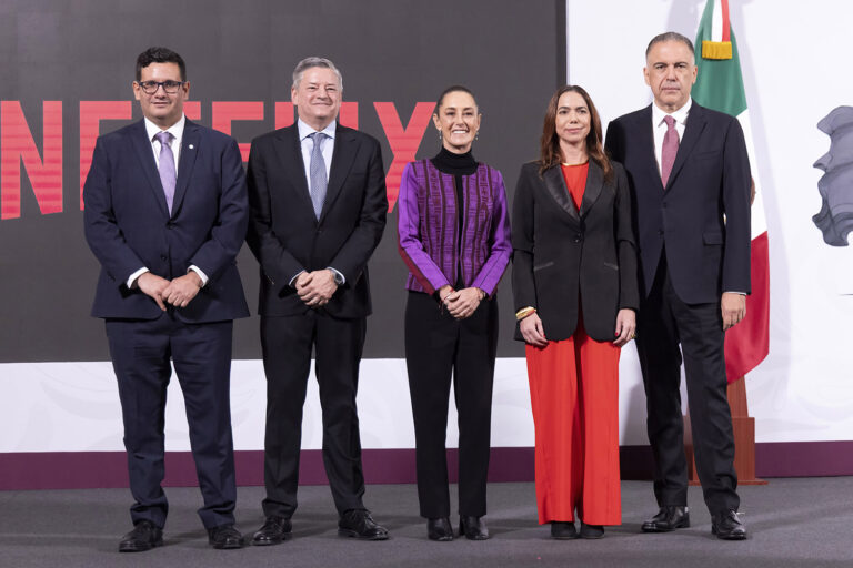 Anuncia Netflix inversión de mil mdd en México