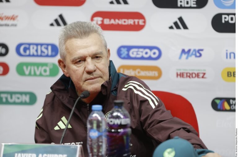 Dan lista preliminar del Tri para la Final Four ante Canadá; incluyen a Ochoa y ‘Chucky’