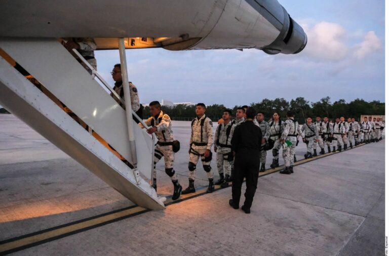Gobierno federal envía 2 mil 700 militares a la frontera norte