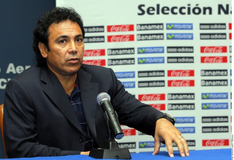 Hugo Sánchez rechaza dirigir Pumas, aspira a dirigir a la Selección