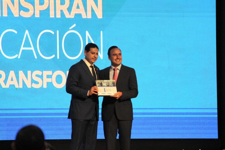 La UA de C es un pilar en nuestro estado: Manolo Jiménez 