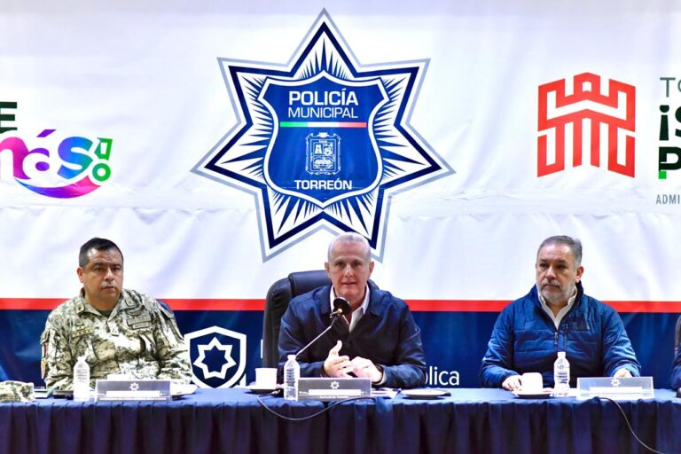 Román Cepeda destaca fortalecimiento a la seguridad en Torreón; anuncia nueva entrega de patrullas para vialidad