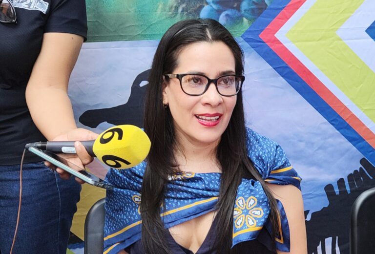 Vacunación familiar contra influenza es clave para prevenir casos de neumonía en menores