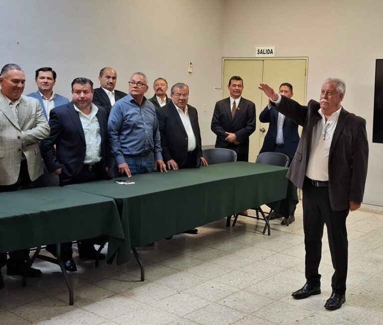 Rinde protesta Juan Antonio Aguirre como nuevo presidente de la CANACO Saltillo