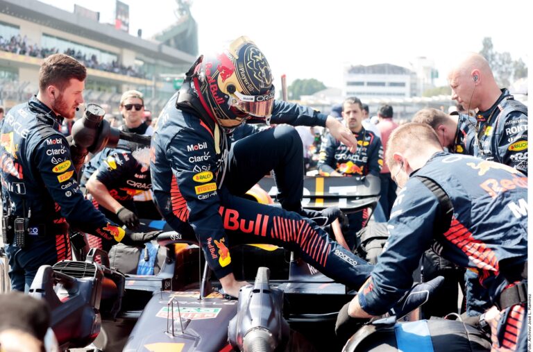 No estamos a la altura en este momento.- Verstappen