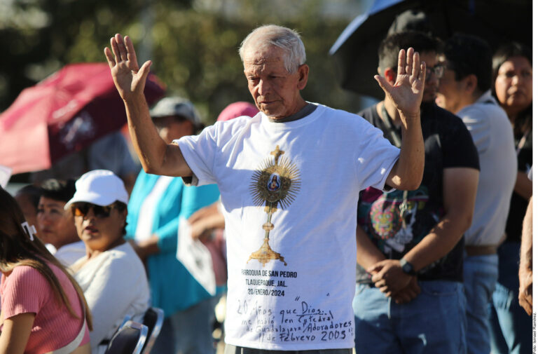 Realizan misa como parte del Luto Nacional por Teuchitlán