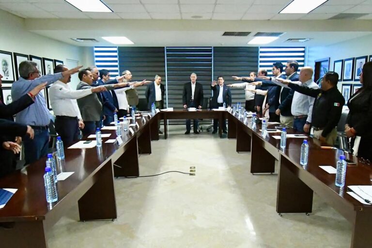 Román Alberto Cepeda González toma protesta al Consejo Consultivo de Ordenamiento Territorial y Urbanismo