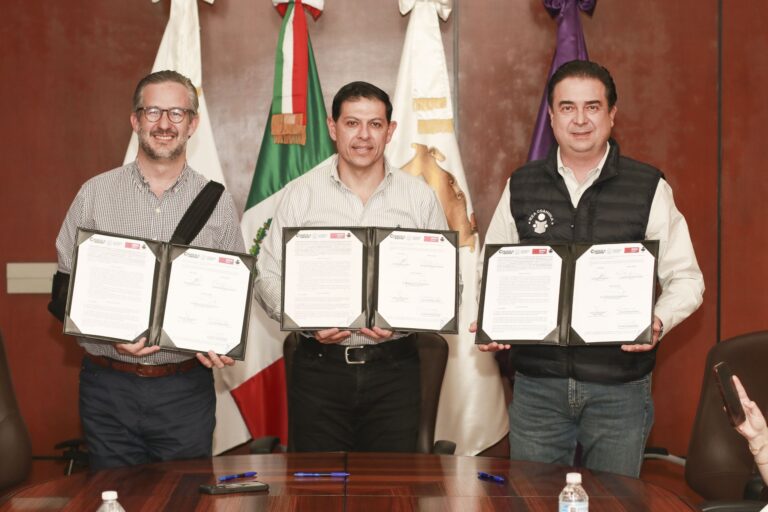 Se Unen UAdeC y el IEEA para combatir el Rezago Educativo