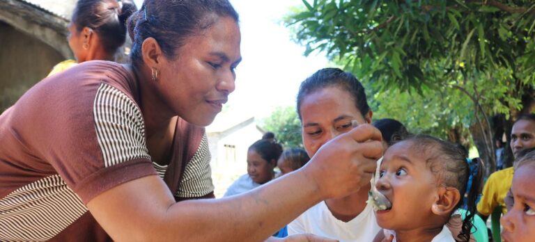 América Latina debe fortalecer la regulación de quienes prestan cuidado a familiares