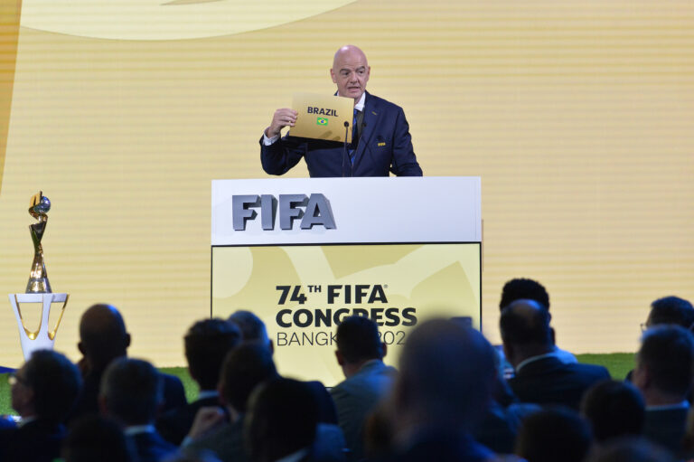 ¿El Mundial 2030 se juega con 64 selecciones?
