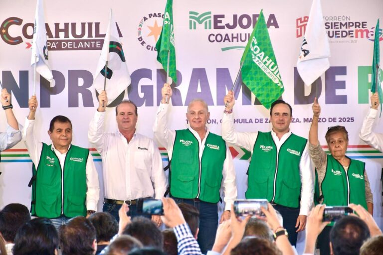 Manolo Jiménez y Román Cepeda arrancan en Torreón el Gran Programa de Recarpeteo