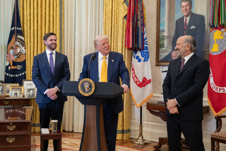 Podría Trump llegar a acuerdo con México y Canadá sobre aranceles: Lutnick