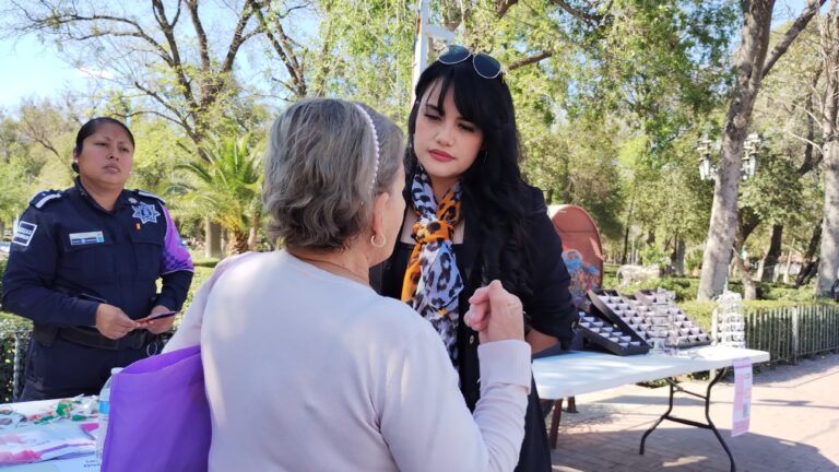 Ponen en marcha campaña “Violeta contra la Violencia” en beneficio de las mujeres saltillenses