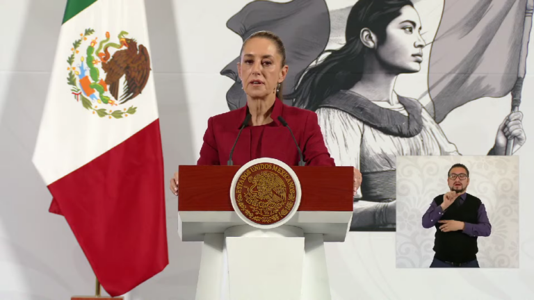 Presume Sheinbaum empleo y recaudación previo a aranceles