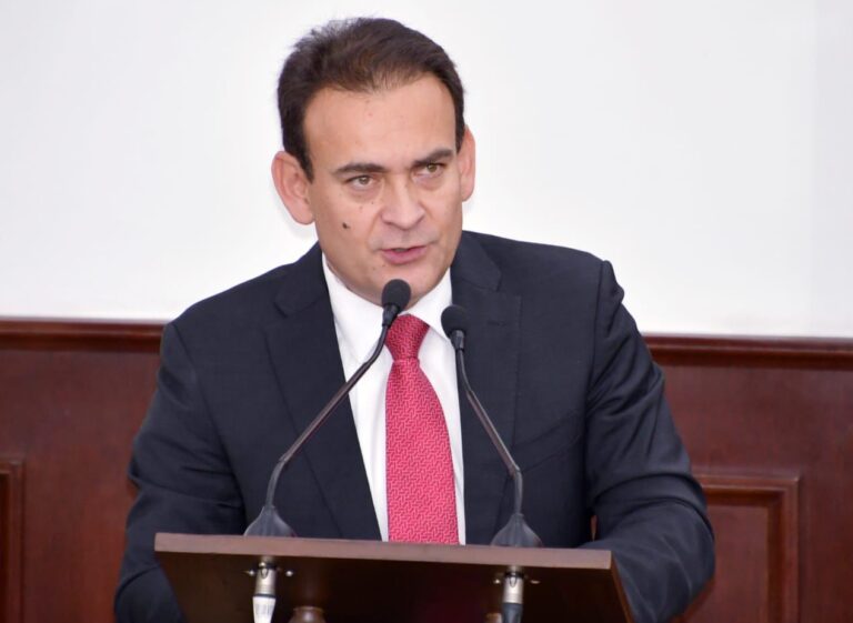 Integración laboral de personas de talla pequeña, pide Álvaro Moreira