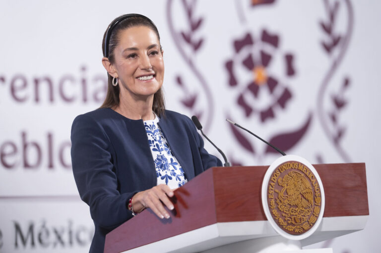 Le da Claudia Sheinbaum “jalón de orejas” a Cecilia Guadiana