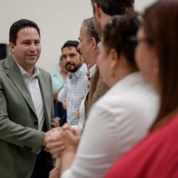 Premia Javier Díaz proyectos para recuperar callejones de Saltillo1