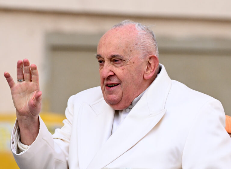 Argentina decreta 7 días de luto nacional por la muerte del Papa Francisco