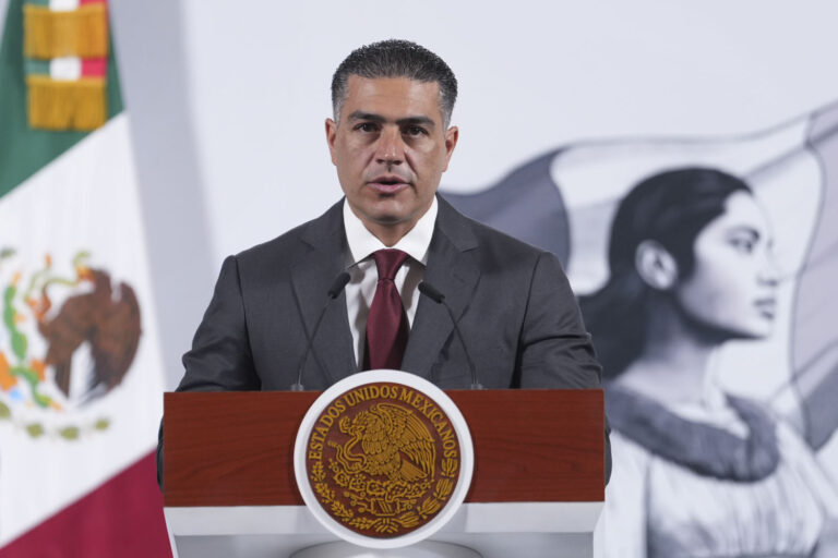 Bajan 200 cuentas en redes del crimen organizado; indagan 41