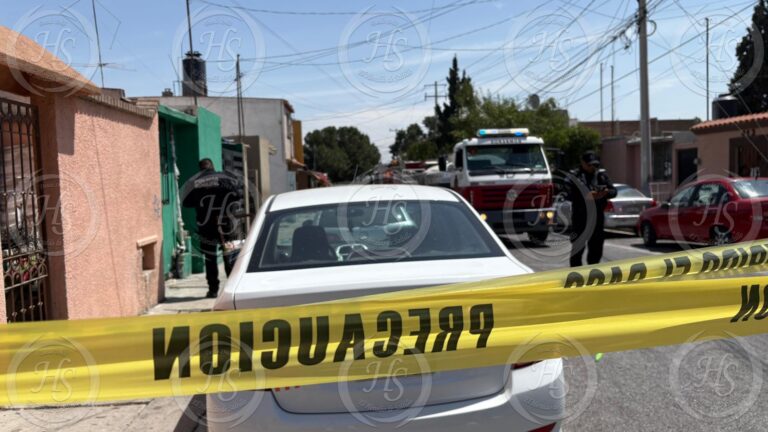 Fallecen dos menores en incendio registrado en una vivienda de la Satélite Norte, en Saltillo