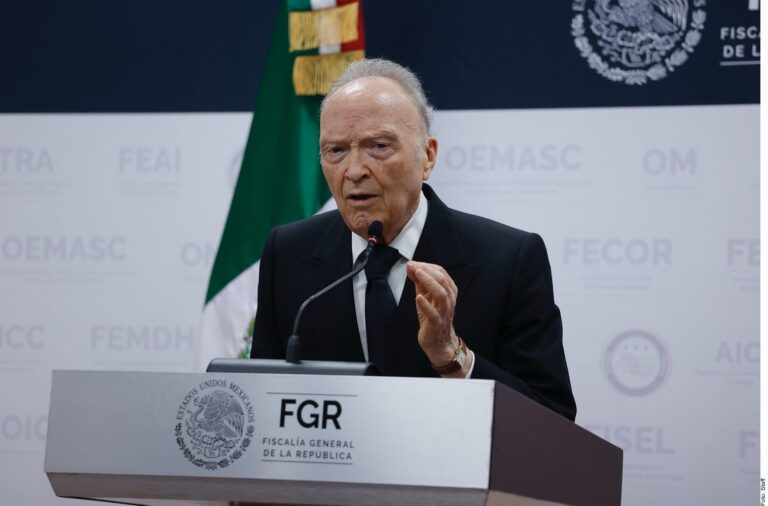 No hay pruebas de cremación en Teuchitlán: Gertz Manero