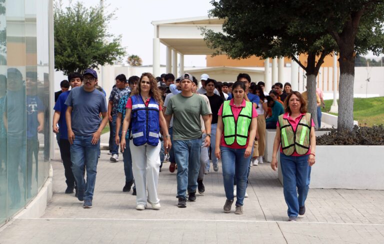 Participa UA de C en el Primer Simulacro Nacional 2025