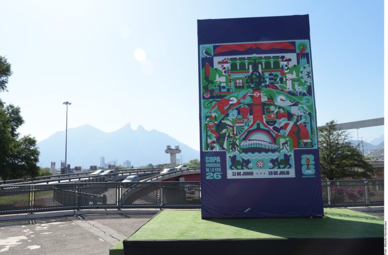 Presentan oficialmente en Monterrey póster mundialista