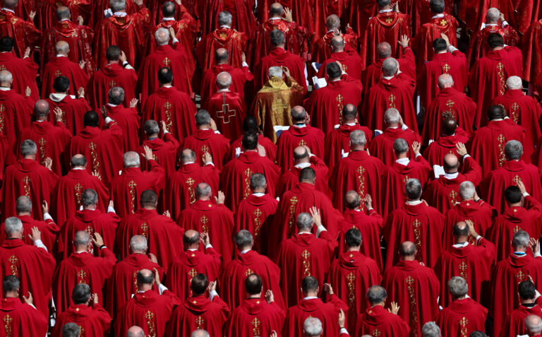 ¿Quién será el sucesor del papa Francisco? Las casas de apuestas publican los nombres
