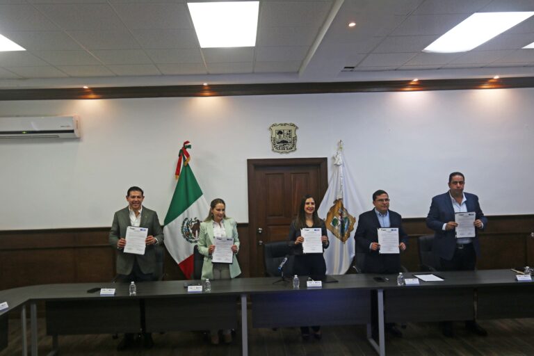 Ratifica UA de C con la Secretaría de Fiscalización y Rendición de Cuentas el Compromiso para Fortalecer el Sistema de Control Interno Institucional