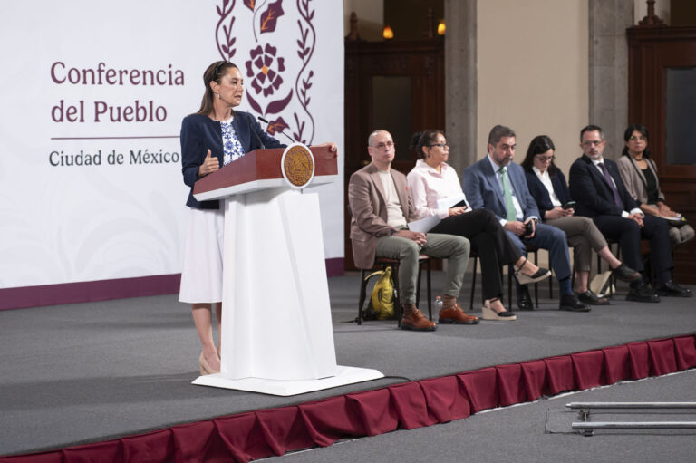 Reconoce Sheinbaum que no hay acuerdo con Trump en acero y aluminio