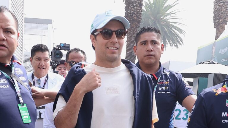 Sobran razones para que Cadillac firme a Checo Pérez