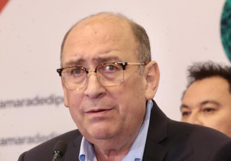 Urge Rubén Moreira al Senado a terminar el proceso para hacer realidad los salarios mínimos profesionales para maestros