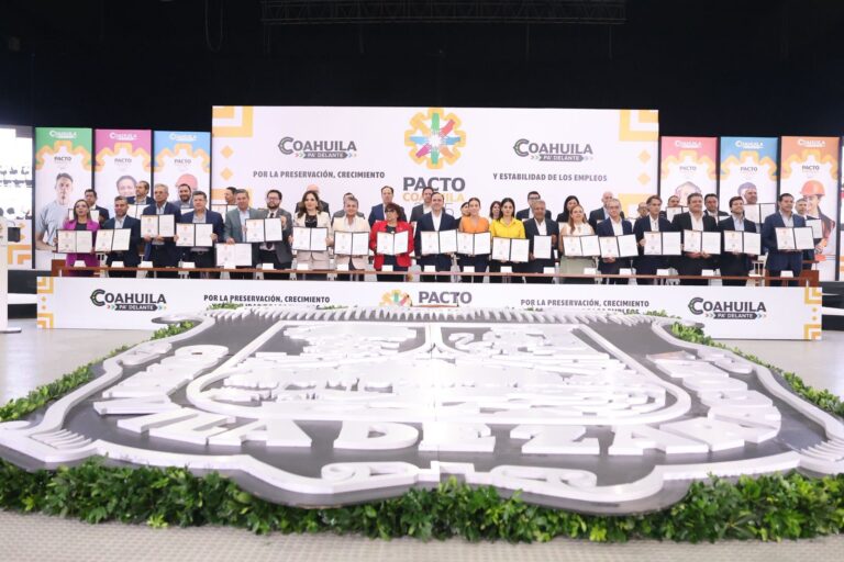 Encabeza Manolo firma del Pacto Coahuila 2025