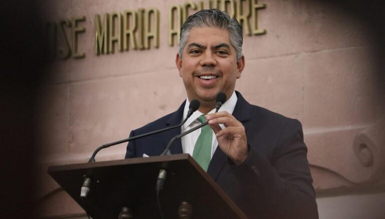 Exhortan a municipios de Coahuila a incorporar a sus trabajadores al IMSS o al ISSSTE