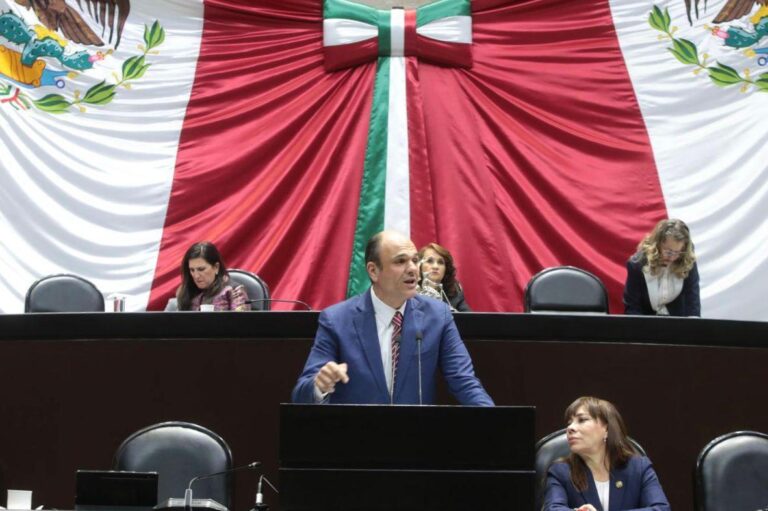 Exhorta Jericó Abramo a que se agilice la exportación de ganado bovino