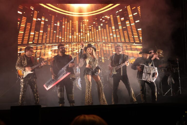 La Casetera presentó exitosamente en Saltillo su “Caseterapia Tour 2025”