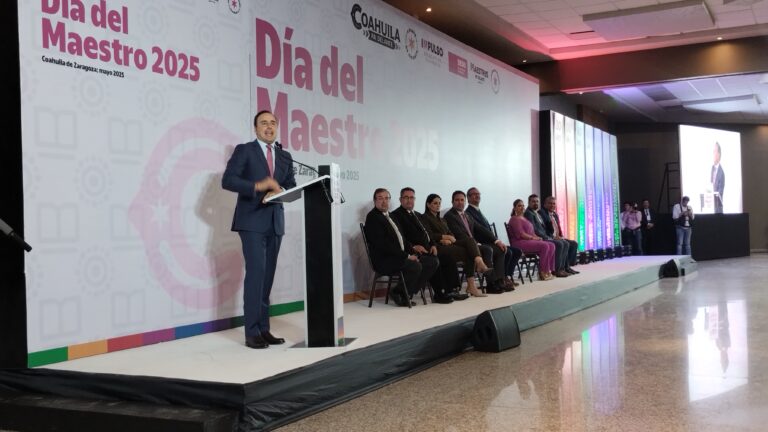 Coahuila es ejemplo nacional porque tenemos a los mejores maestros de México: Manolo 
