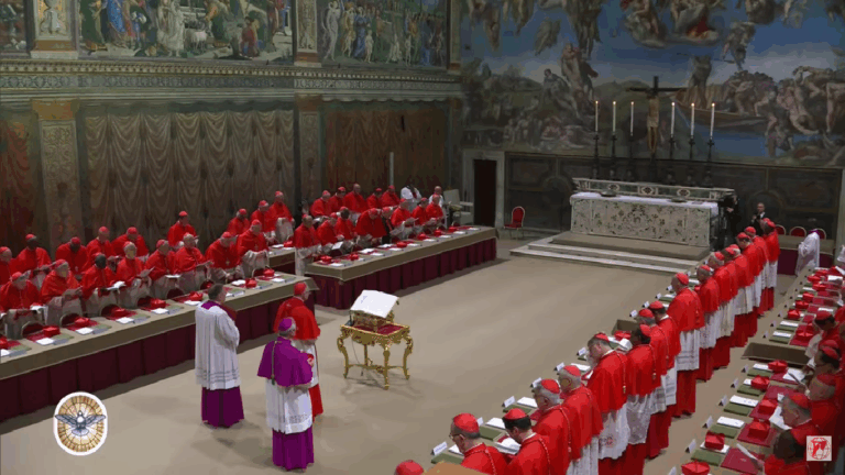 Inicia cónclave para elegir al nuevo papa