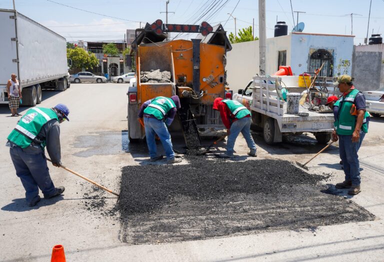 Con acciones concretas Ramos Arizpe acelera mantenimiento vial