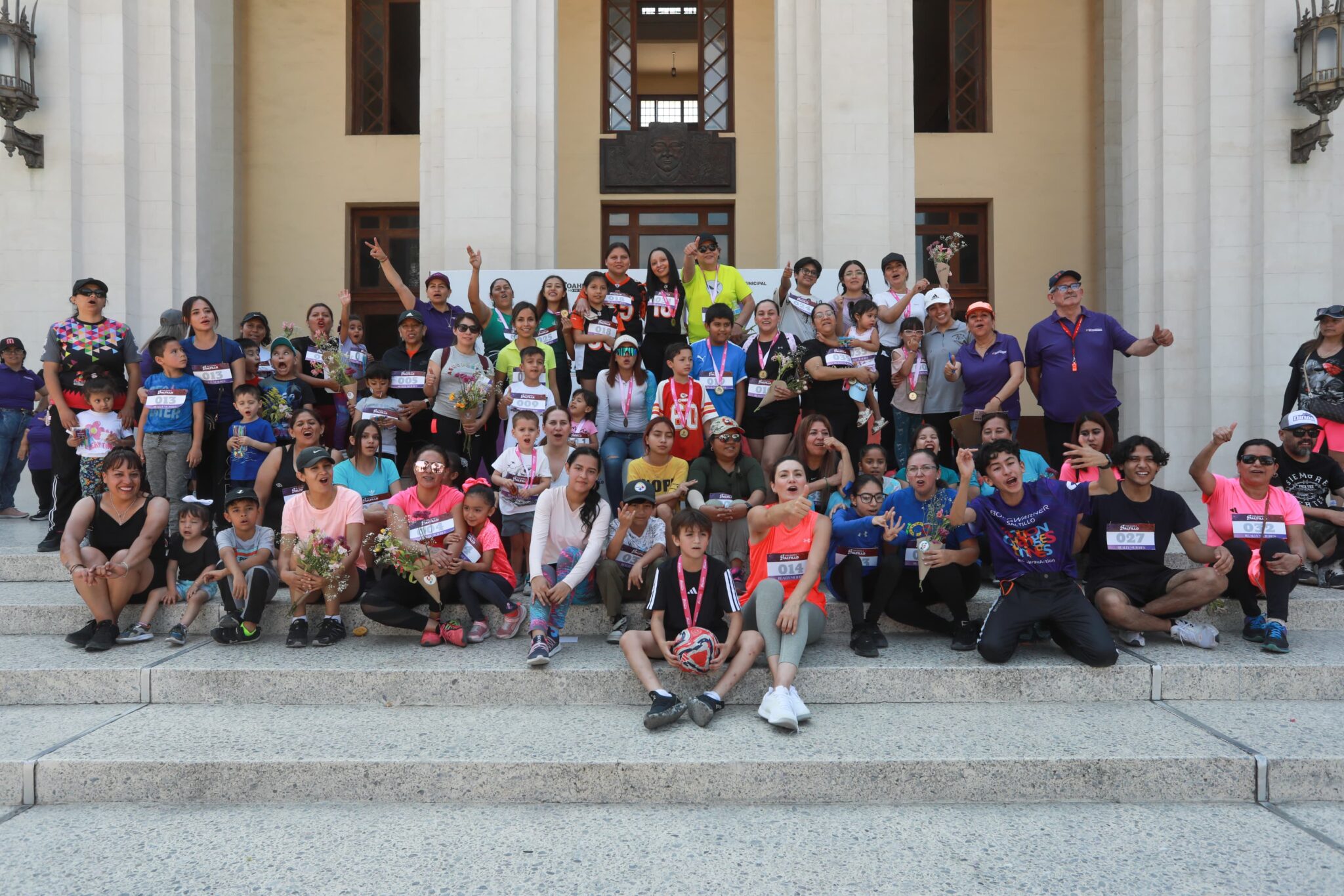 Familias saltillenses disfrutan las actividades de la Ruta Recreativa