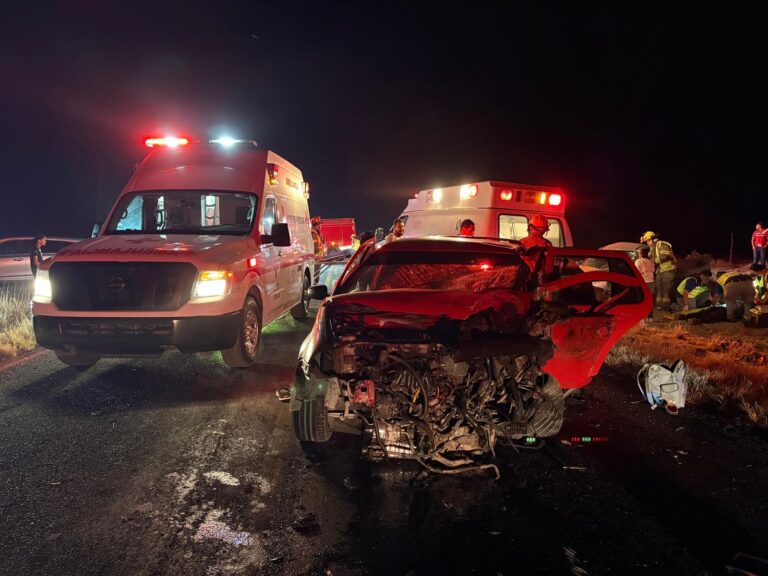 Fatal accidente en la Saltillo-Torreón deja un muerto y ocho heridos
