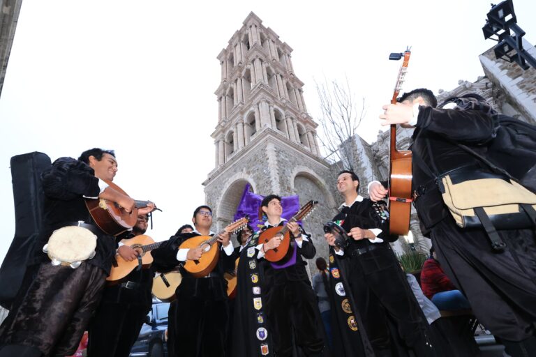 Invitan a la Primer Callejoneada del Distrito Centro