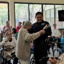 La Comisaría de Seguridad y Protección Ciudadana felicita a las madres en su día1