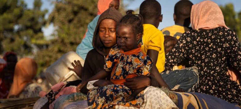 La crisis financiera obliga a cerrar programas clave para los refugiados