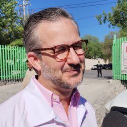 Tienen escuelas facultad de decidir ajustes de horarios o suspender labores por causa del clima