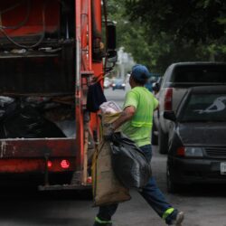 Trabaja Gobierno de Saltillo con todo en plazas de la ciudad4
